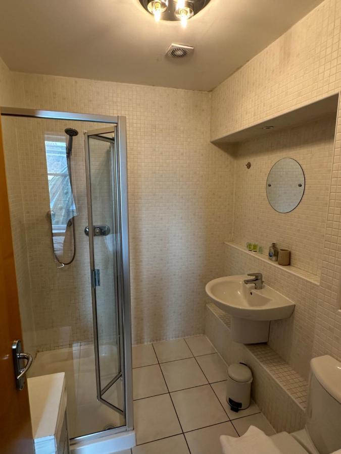 Comfy Two Bedroom Apartment Right In The City Centre 글라스고 외부 사진